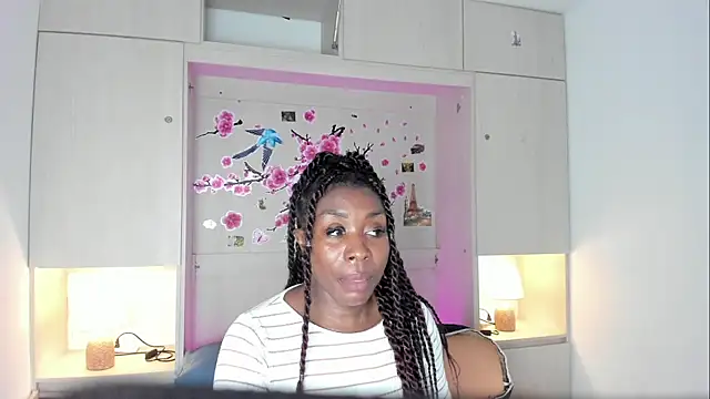 TaylorBloom's Live XXX Chat