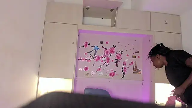 TaylorBloom 现场XXX聊天