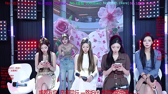 Show modela Sweet-girl-002 na web-kameri