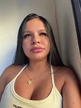 Elara_LuxeのライブXXXチャット