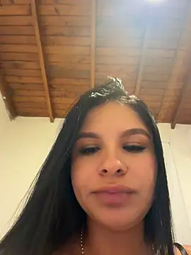 Elara_Luxe XXX чат на живо