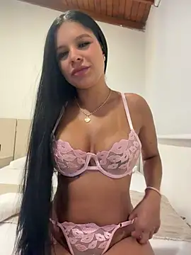 Elara_Luxe Chat XXX in diretta