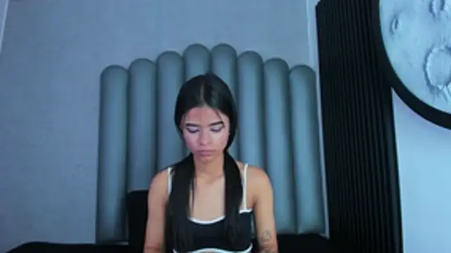 Chat +18 de luna-bella_ ao vivo