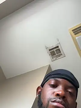 Show modela SlimDiesel0 na web-kameri