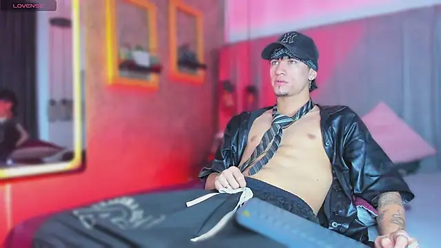 Pokazy przed kamerką – The_BossCrown