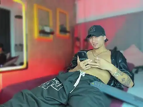 Show modela The_BossCrown na web-kameri