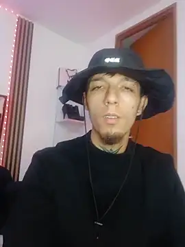 Webkamerová show dark_men1