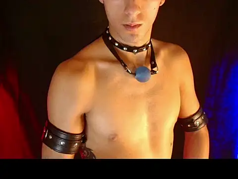 Show modela dark_men1 na web-kameri