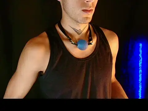 dark_men1 网络视讯表演