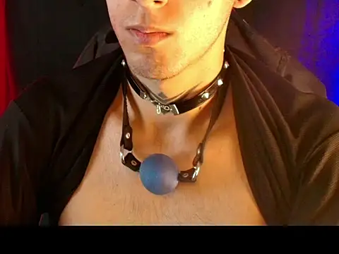 dark_men1n Webbikameraesitys