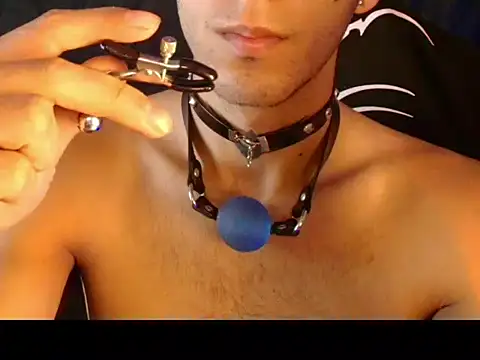 dark_men1 Pertunjukan Webcam