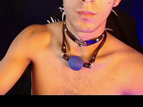 הופעת וובקאם של dark_men1