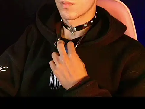 dark_men1 Show Webcam