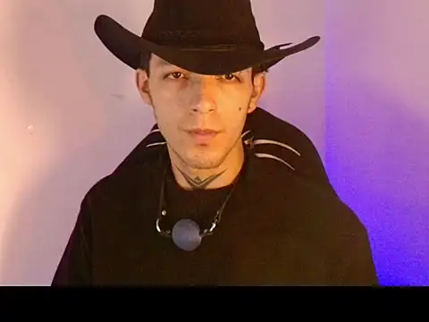 הופעת וובקאם של dark_men1