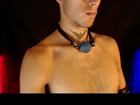 dark_men1 Show in webcam