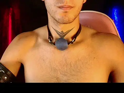 dark_men1 Show in webcam