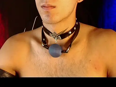 dark_men1 Show in webcam