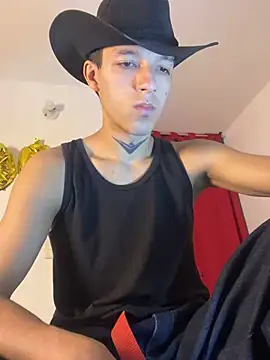 dark_men1 Show in webcam