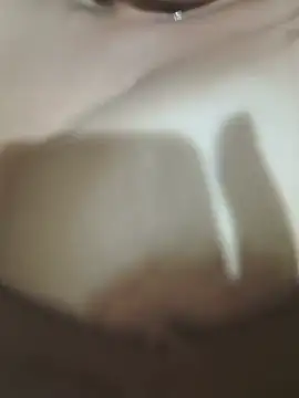 Luna-elle লাইভ চ্যাট রুম
