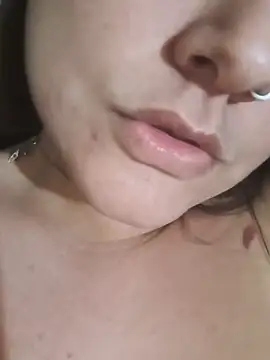 Show de Luna-elle na webcam