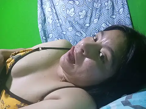 Zoe_aylor's Live XXX Chat