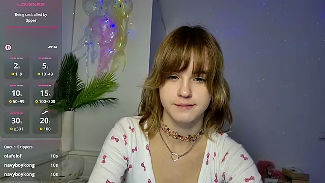 Czat XXX na żywo – Tessa_Shy_