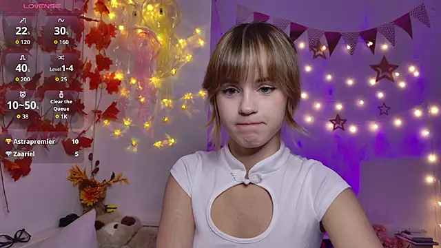 Tessa_Shy_ Webcam-Show