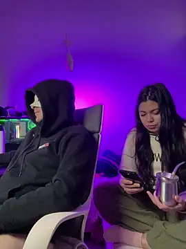 herus_priv's Live Chat Room