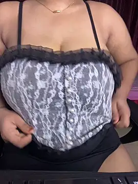 DarlingRuby Adlı Modelin Canlı XXX Sohbeti
