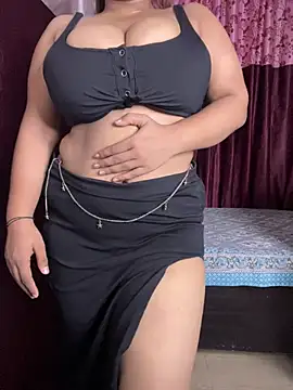 Chat +18 de DarlingRuby ao vivo