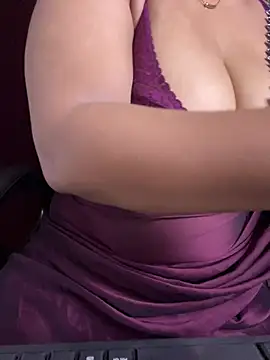 DarlingRuby লাইভ XXX চ্যাট
