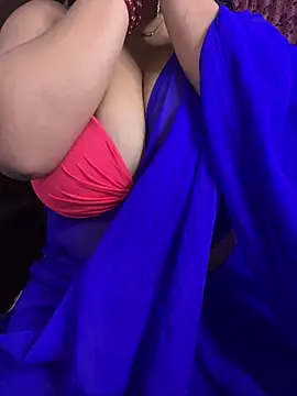 DarlingRuby Adlı Modelin Canlı XXX Sohbeti