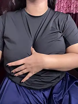 Chat +18 de DarlingRuby ao vivo