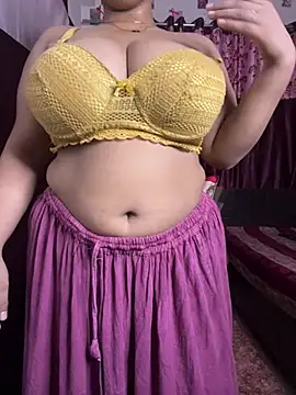 DarlingRuby Adlı Modelin Canlı XXX Sohbeti