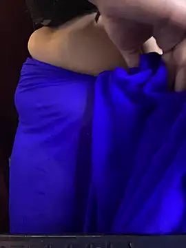 DarlingRuby Adlı Modelin Canlı XXX Sohbeti