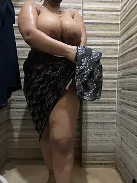 XXX chat uživo modela DarlingRuby
