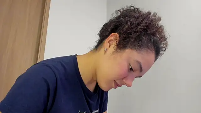 MiaRouseex's Live XXX Chat