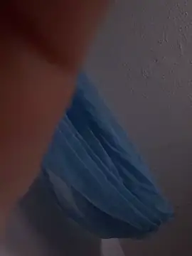 SydneySweeny69 现场XXX聊天