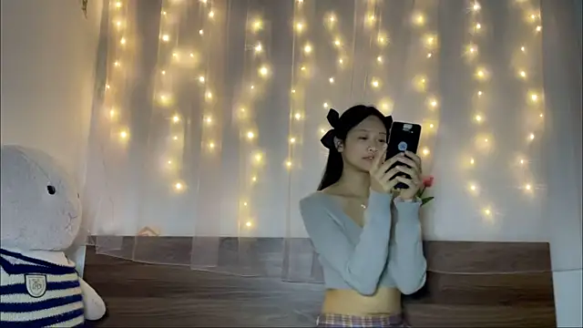 shy_pink_dolln Live chat-huone