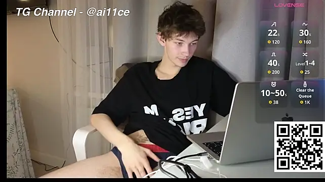 عرض كام swaggenjoyer