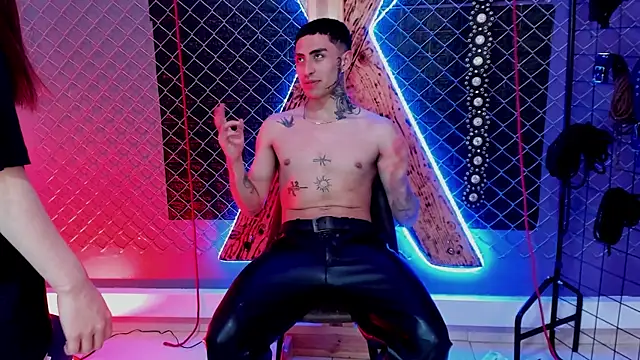 Dena_BDSM Pertunjukan Webcam