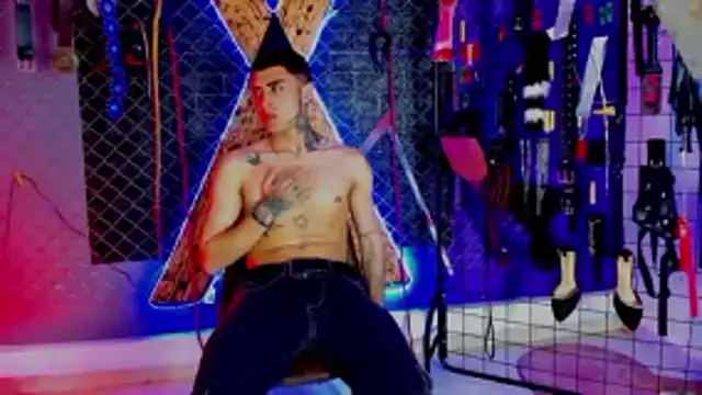 Dena_BDSM's Webcam Show