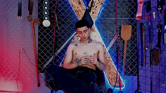 Show Webcam de Dena_BDSM