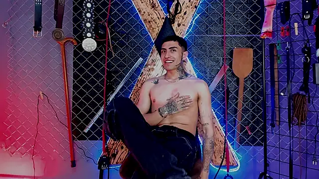 Dena_BDSMのウェブカメラショー