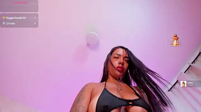 MiaSichell Chat XXX in diretta