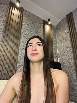 evelyn_hills élő XXX-chatje