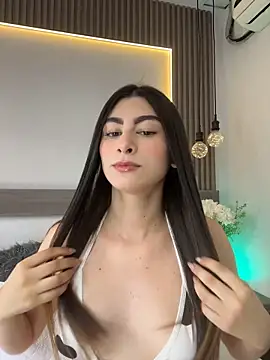 evelyn_hills' Live XXX Chat