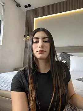 evelyn_hills Chat XXX in diretta