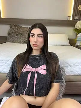 evelyn_hills 现场XXX聊天