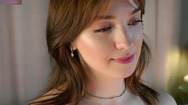 RenateVashaw's Live Chat Room